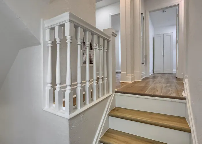 Dormont, Potomac 2a Spacious And Modern Private Bedroom With Shared Bathroom * Pittsburgh